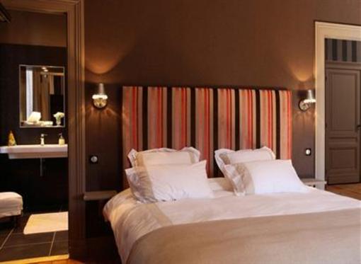 фото отеля Chateau Lavergne-Dulong - Chambres d'Hotes
