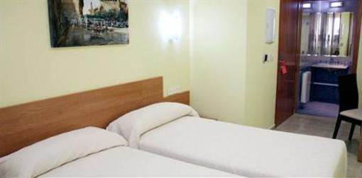 фото отеля Hostal San Pedro