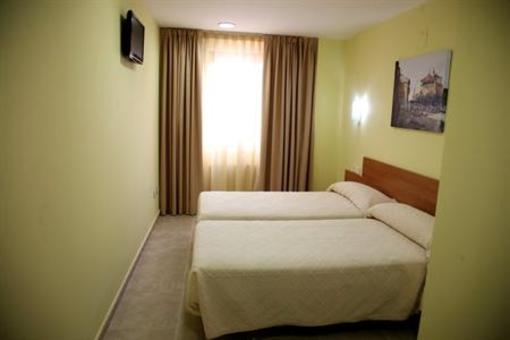 фото отеля Hostal San Pedro