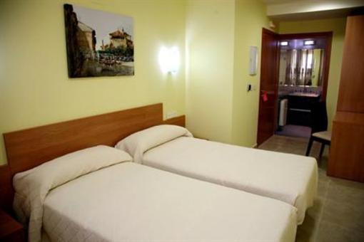 фото отеля Hostal San Pedro
