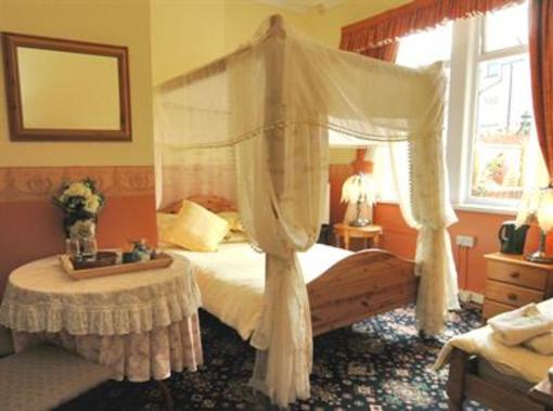 фото отеля Roker View Guest House