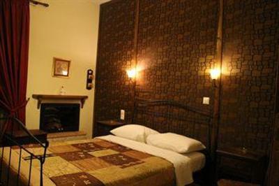 фото отеля Xenonas Sta Tzakia Hotel Karpenisi