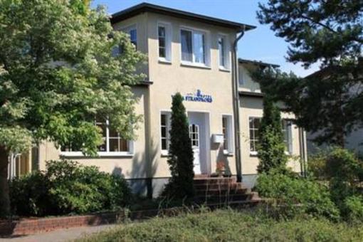 фото отеля Villa Strandkorb Graal-Muritz