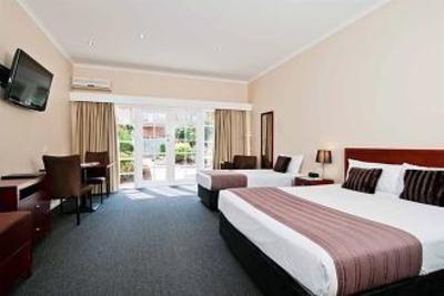 фото отеля Quality Hotel Melbourne Airport