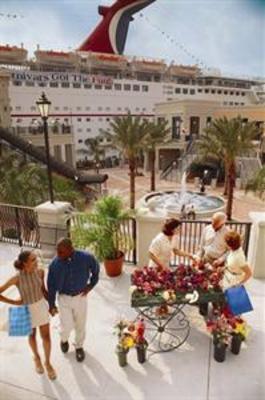 фото отеля Hilton Garden Inn Tampa East/Brandon