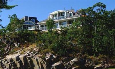 фото отеля Touchstone On Lake Muskoka Resort Bracebridge