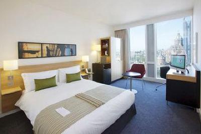 фото отеля Doubletree by Hilton Hotel Amsterdam Centraal Station