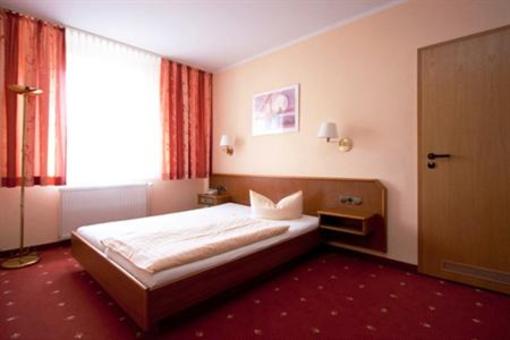 фото отеля Hotel Husarenhof