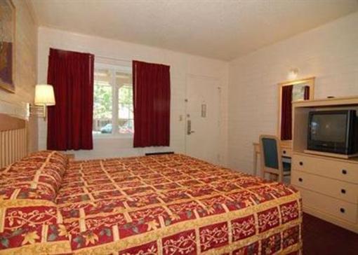 фото отеля Rodeway Inn Yreka