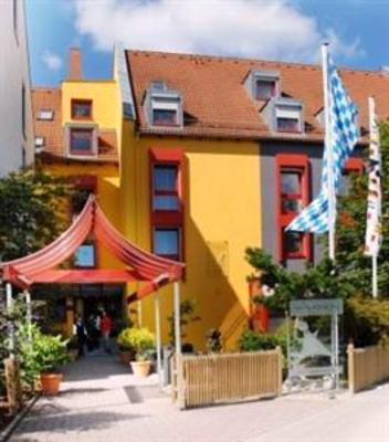 фото отеля Hotel Am Steinberg Röthenbach an der Pegnitz