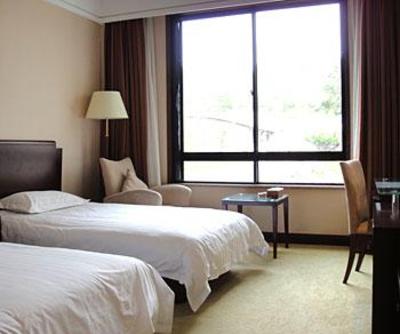фото отеля Jiangnan Tianchi Holiday Resort