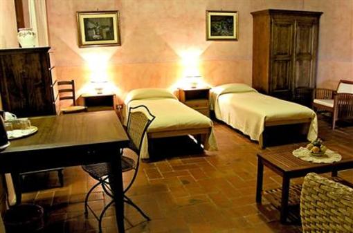 фото отеля Tassinaia Bed & Breakfast