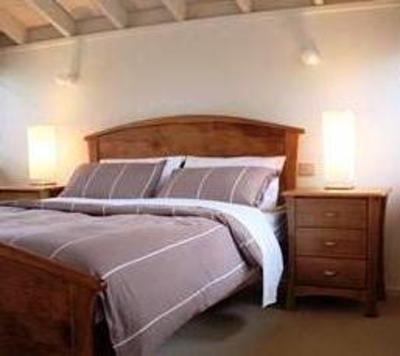 фото отеля Diamentina Tower Road Private Holiday Chalet