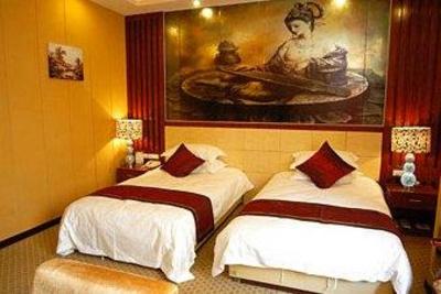 фото отеля Tianyi Business Hotel