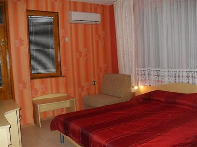 фото отеля Guestrooms Tashkov