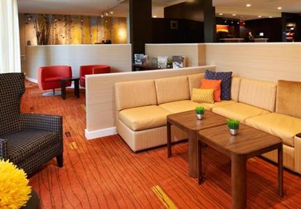 фото отеля Courtyard Hotel Saint Paul Airport Mendota Heights