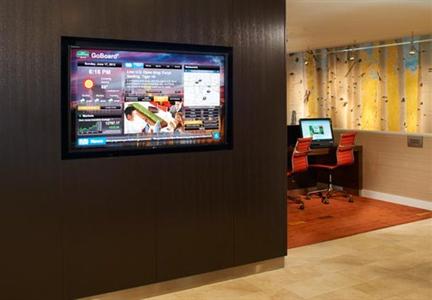 фото отеля Courtyard Hotel Saint Paul Airport Mendota Heights