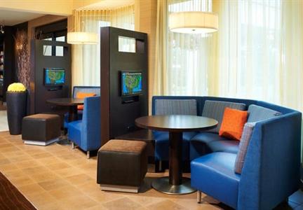 фото отеля Courtyard Hotel Saint Paul Airport Mendota Heights