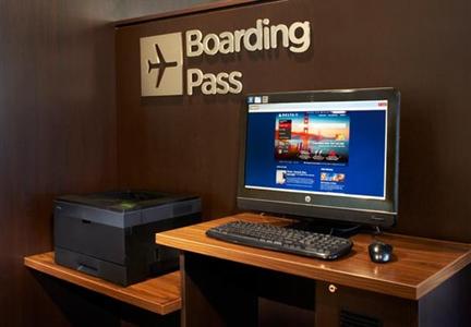 фото отеля Courtyard Hotel Saint Paul Airport Mendota Heights