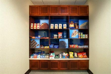 фото отеля Hampton Inn and Suites Tulsa - Woodland Hills