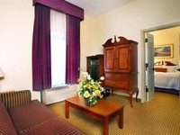 Hampton Inn and Suites Tulsa - Woodland Hills