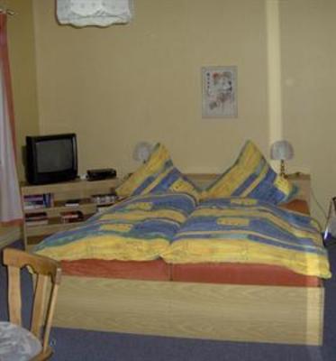 фото отеля Gasthof-Pension Waldfrieden