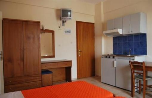 фото отеля Michalis Studios and Apartments