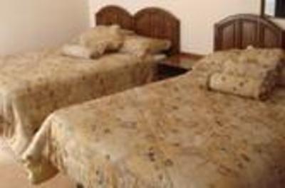 фото отеля Golden Village Inn