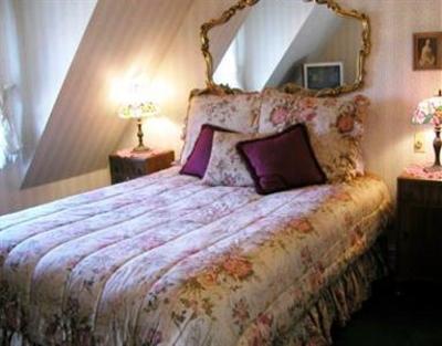 фото отеля Romantique Lakeview Lodge