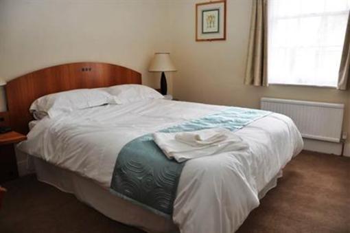 фото отеля Black Dog Inn Broadmayne