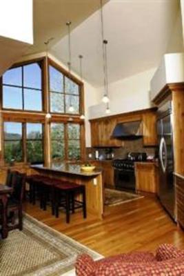 фото отеля Sun Valley Vacation Homes Warm Springs Ketchum