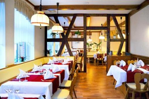 фото отеля Hotel & Gasthof Zum Goldenen Hirsch