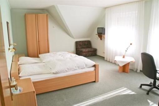 фото отеля Hotel Zur Brücke Harsewinkel