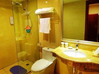 фото отеля Green Tree Inn Guiyang Shifu Road Hotel