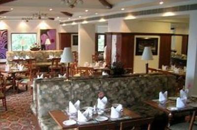 фото отеля The Royal Plaza Hotel Gangtok