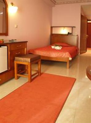 фото отеля Hotel Avra Karditsa