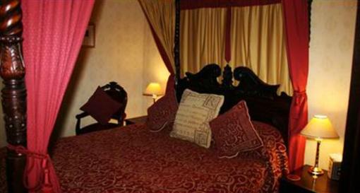 фото отеля Lowbyer Manor Country House