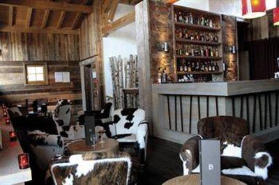 фото отеля Les Loges Blanches Resort