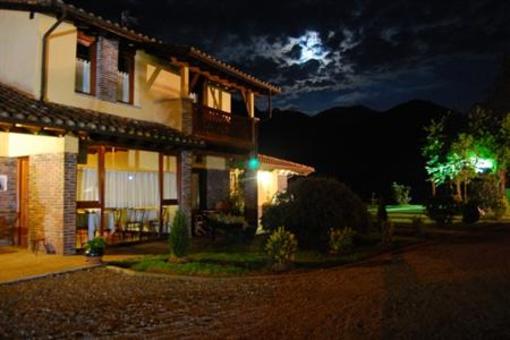 фото отеля Hotel La Ablaneda Cangas de Onis