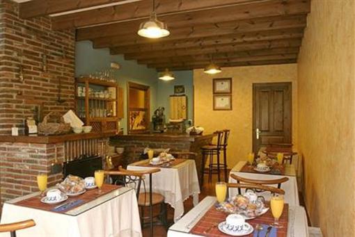 фото отеля Hotel La Ablaneda Cangas de Onis