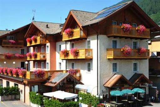 фото отеля Albergo Dimaro
