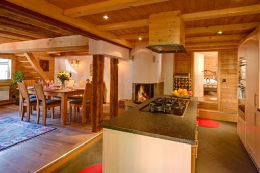 фото отеля The Old House Zermatt