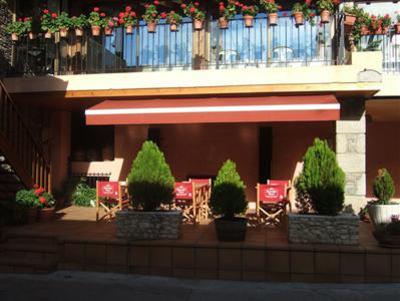 фото отеля Aparthotel les Corts