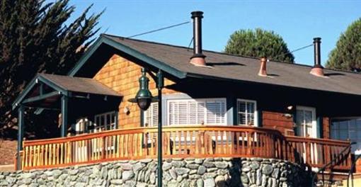 фото отеля Nick's Cove & Cottages