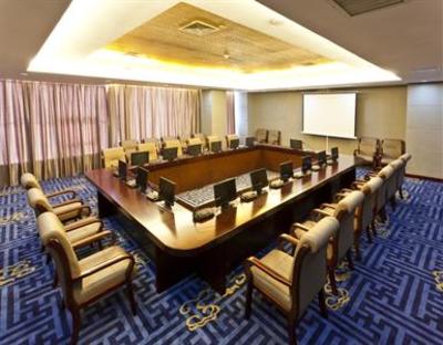 фото отеля Bliss International Hotel