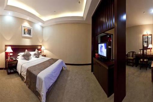 фото отеля Bliss International Hotel