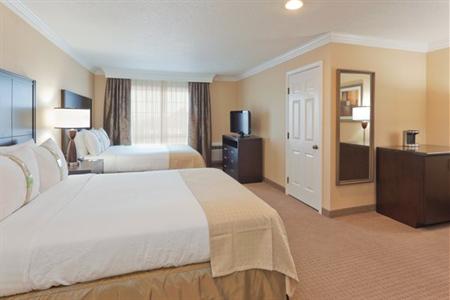 фото отеля Holiday Inn Hotel & Suites San Mateo