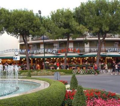 фото отеля Hotel Corallo Lignano Sabbiadoro