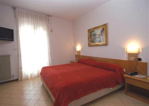 фото отеля Hotel Corallo Lignano Sabbiadoro
