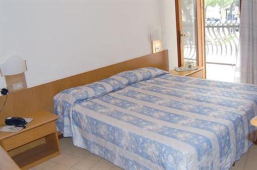 фото отеля Hotel Corallo Lignano Sabbiadoro